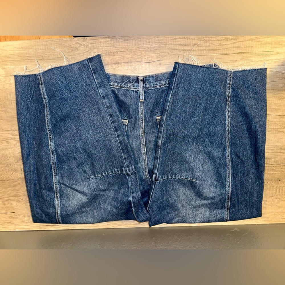 Universal Thread High Rise Barrel Jeans - Picture 3 of 6